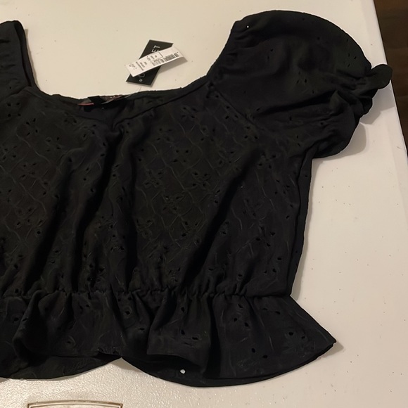 Discreet Top XL - Picture 7 of 12